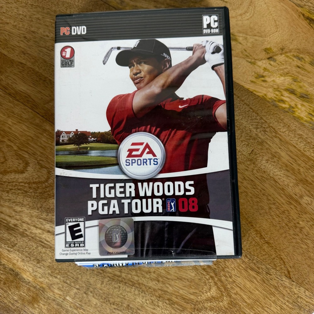 Tiger Woods PGA Tour 08 PC DVD-ROM EA Sports Golf Video Game with Manual